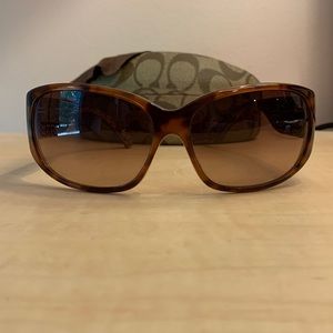 Coach Madeline tortoise sunglasses S498